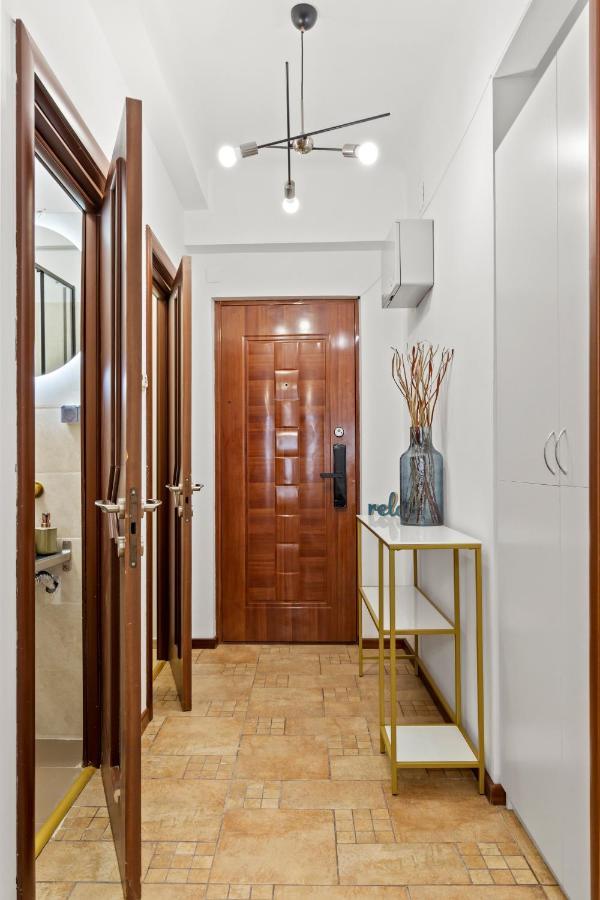 Upscale Studio, Walking Distance From The Old Town Bucharest Exterior photo